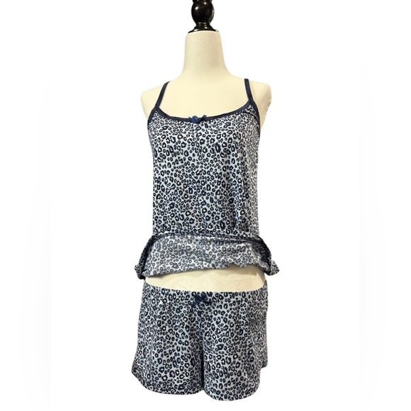 NWOT Charmour, Animal Print Blue Pajama Set With Shorts, XL, Blue & White 🌙 - Picture 5 of 13